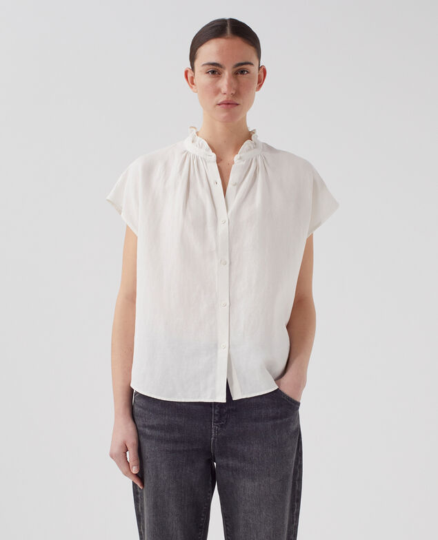 Chemise sans manches à col volanté U010 off white