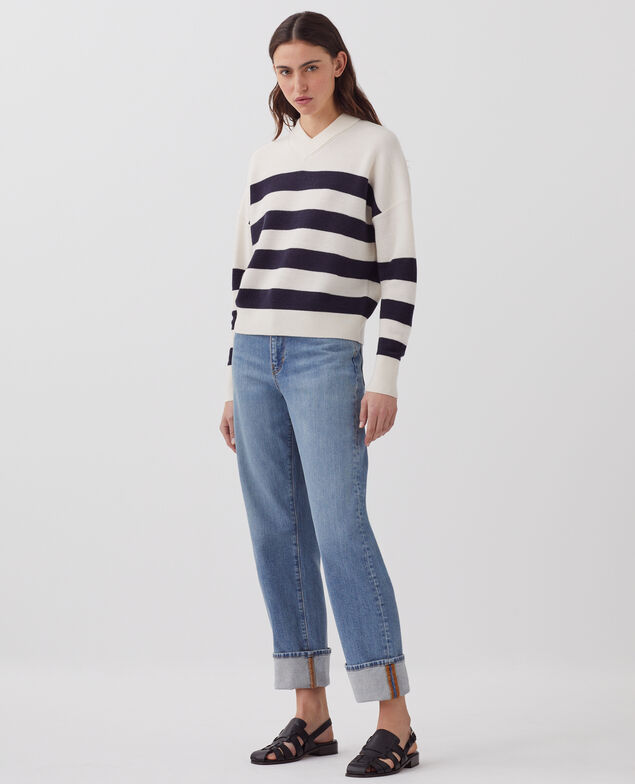 Pull marin col V en laine mérinos J682 st ecru navy