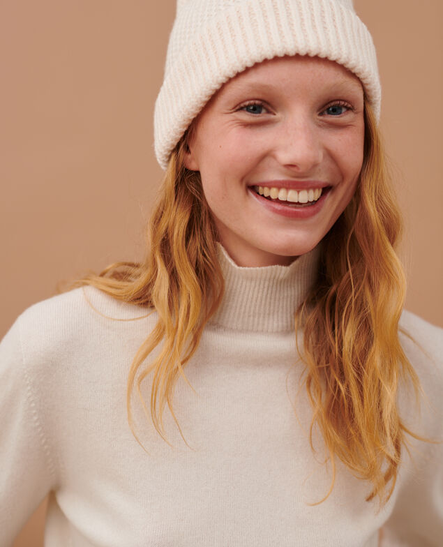 Bonnet en laine 8842 01 offwhite
