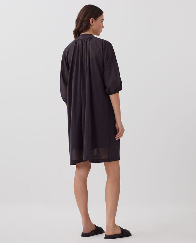 Robe ample courte en coton froissé H091 black beauty