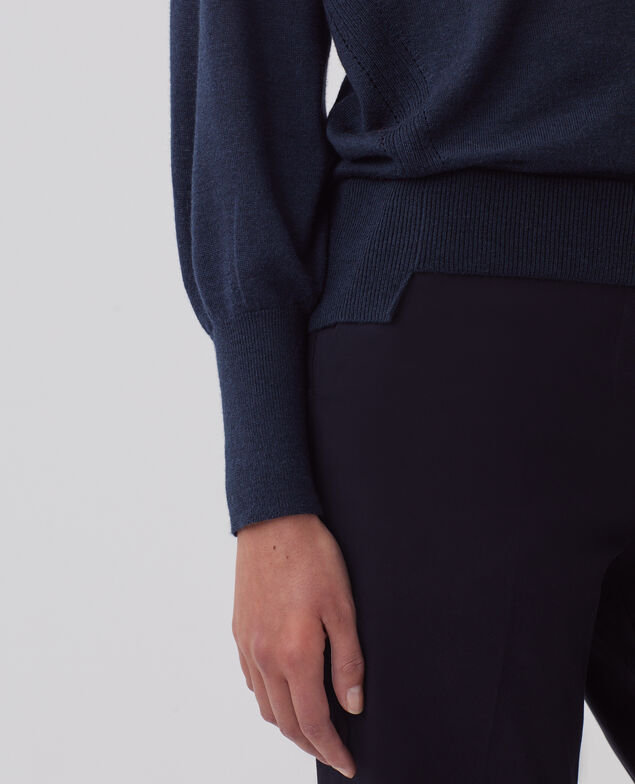 Pull col V en laine et soie J690 blueberry