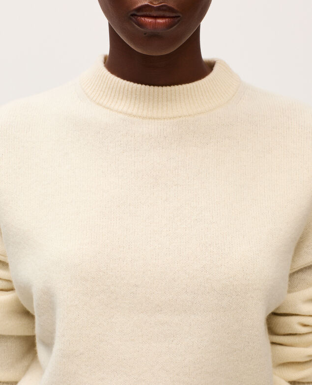 Pull col rond en laine U010 off white