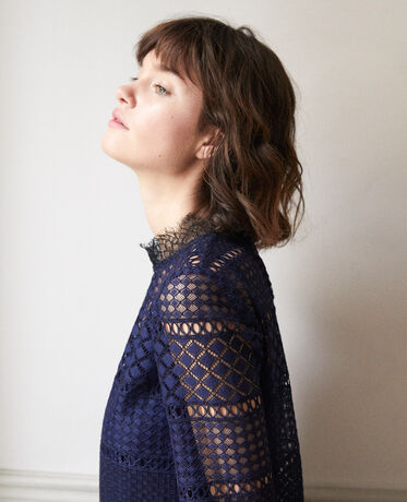 Blouse en dentelle ajour&eacute;e Peacoat